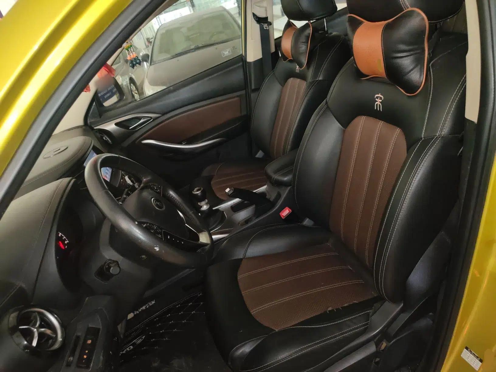 BYD Song 2016 GaiShi Edition 1.5TI Manual Elite Model — миниатюра 18