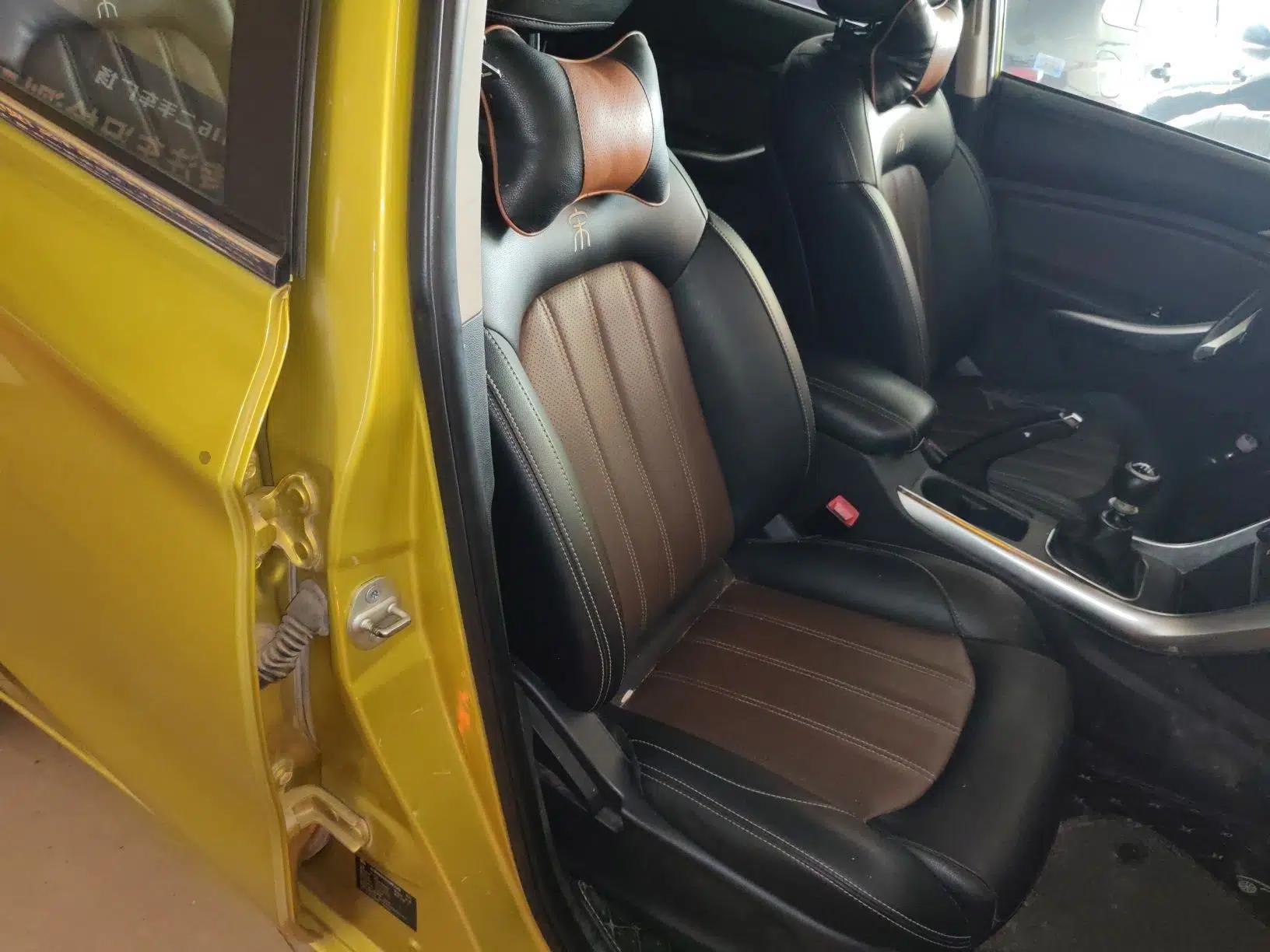 BYD Song 2016 GaiShi Edition 1.5TI Manual Elite Model — миниатюра 23
