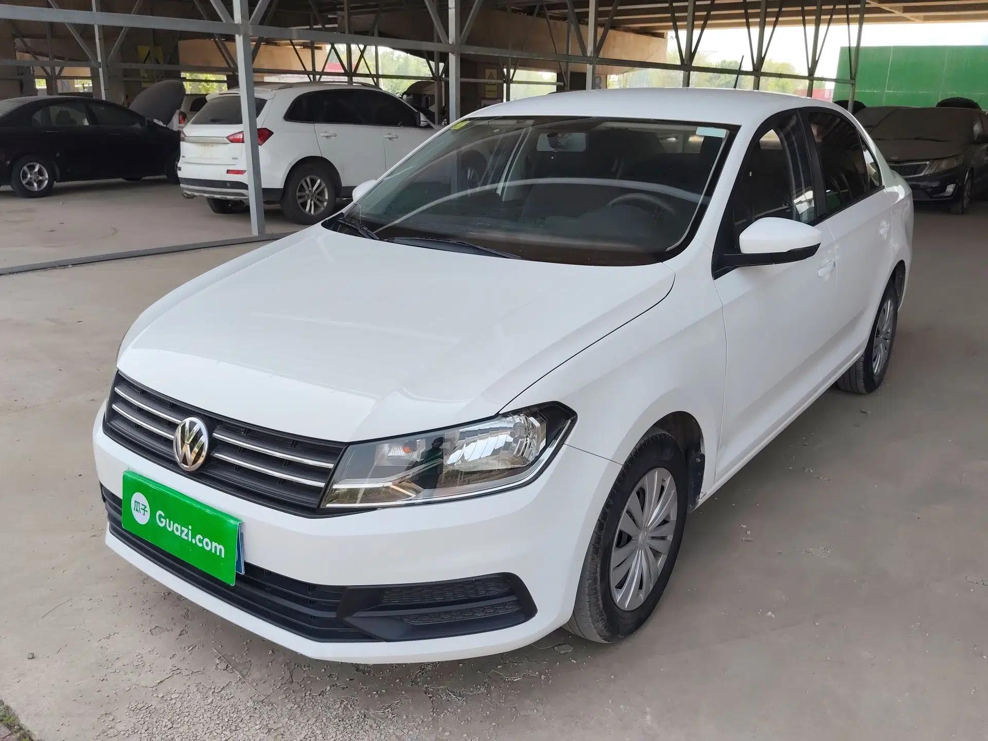 Volkswagen Santana 2021 1.5L Automatic Fashion Edition — миниатюра 1