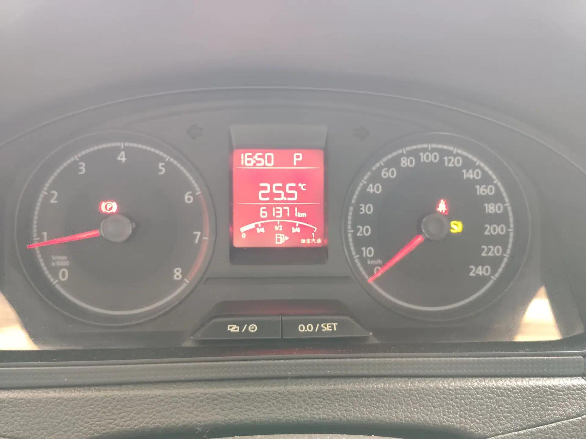 Volkswagen Santana 2021 1.5L Automatic Fashion Edition — миниатюра 15