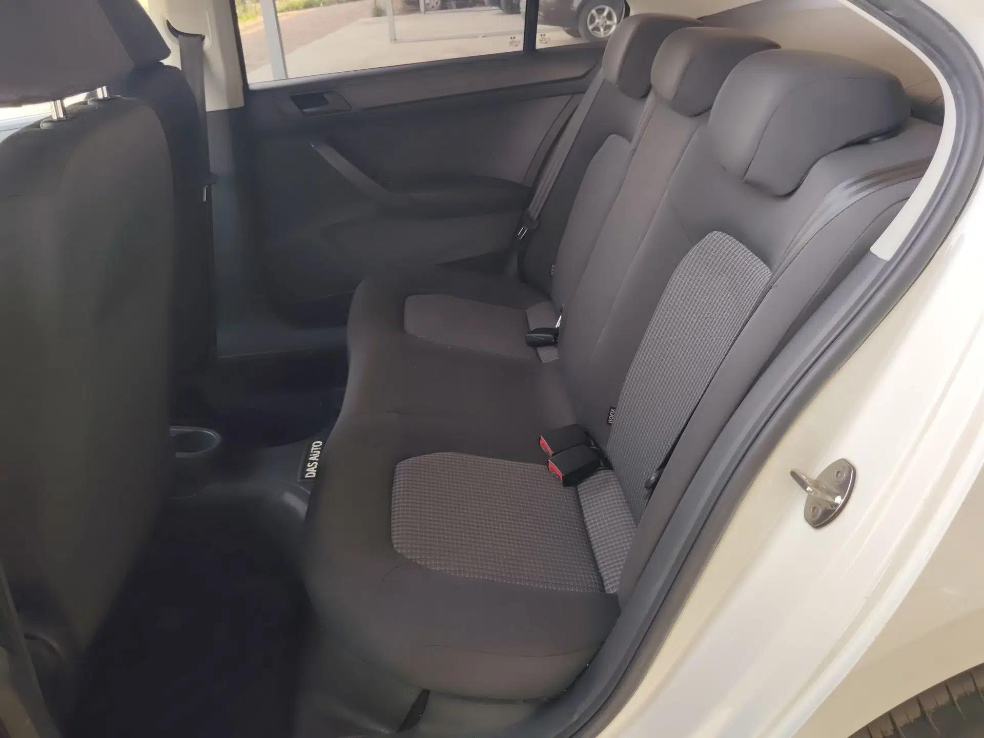 Volkswagen Santana 2021 1.5L Automatic Fashion Edition — миниатюра 20