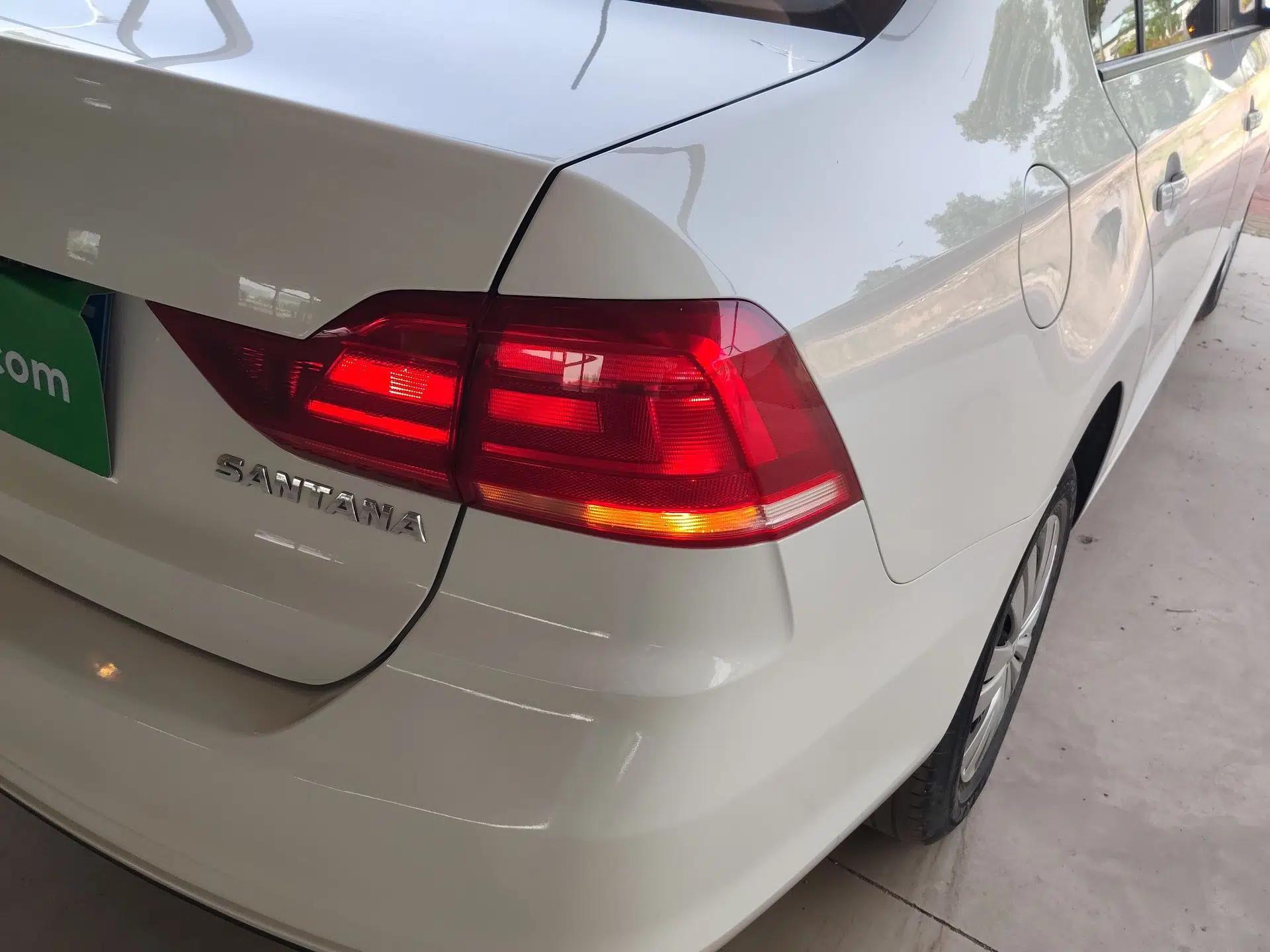 Volkswagen Santana 2021 1.5L Automatic Fashion Edition — миниатюра 7
