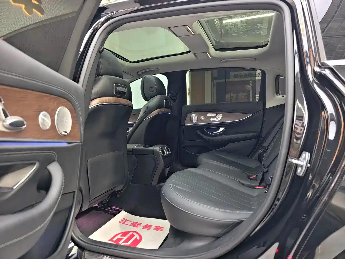 Mercedes-Benz E-Class 2019 Facelift E 300 L Fashion Model — миниатюра 34