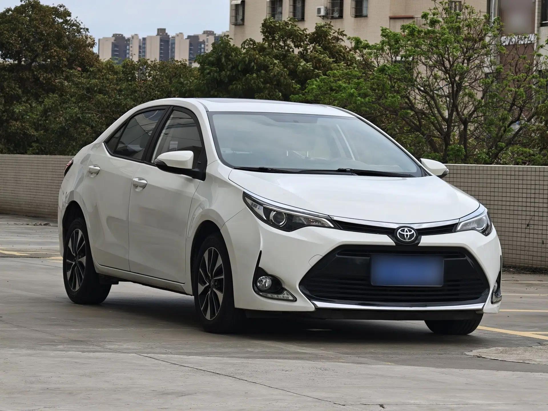 Toyota Levin 2018 185T CVT Luxury Edition China V Standard — миниатюра 8