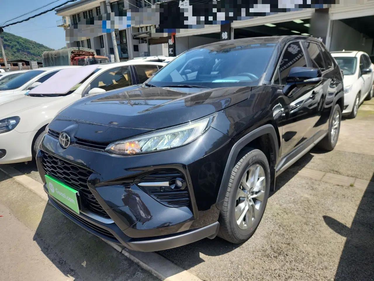 Toyota Wildlander 2022 2.0L CVT Two-Wheel Drive Luxury PLUS Edition — миниатюра 1
