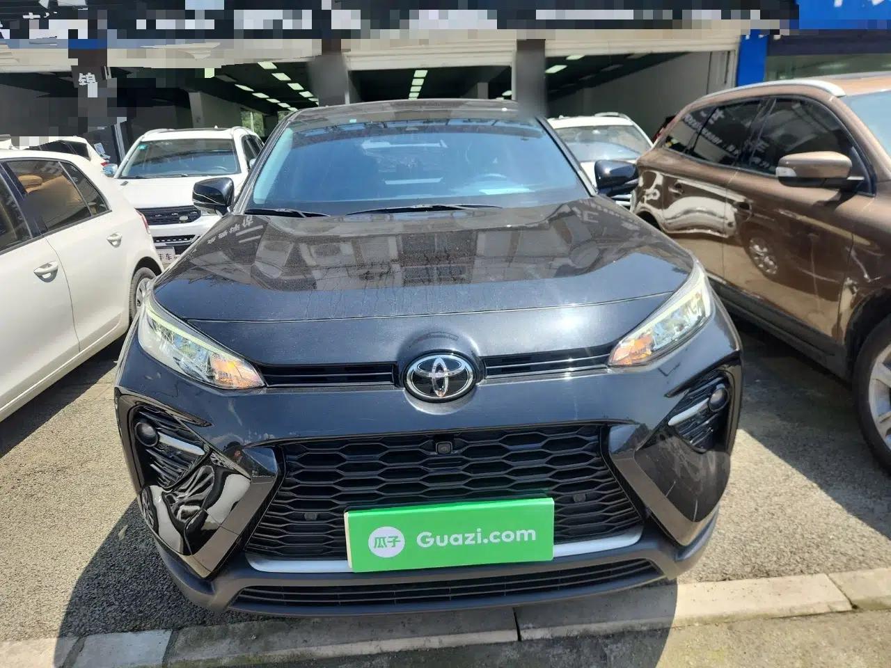 Toyota Wildlander 2022 2.0L CVT Two-Wheel Drive Luxury PLUS Edition — миниатюра 2