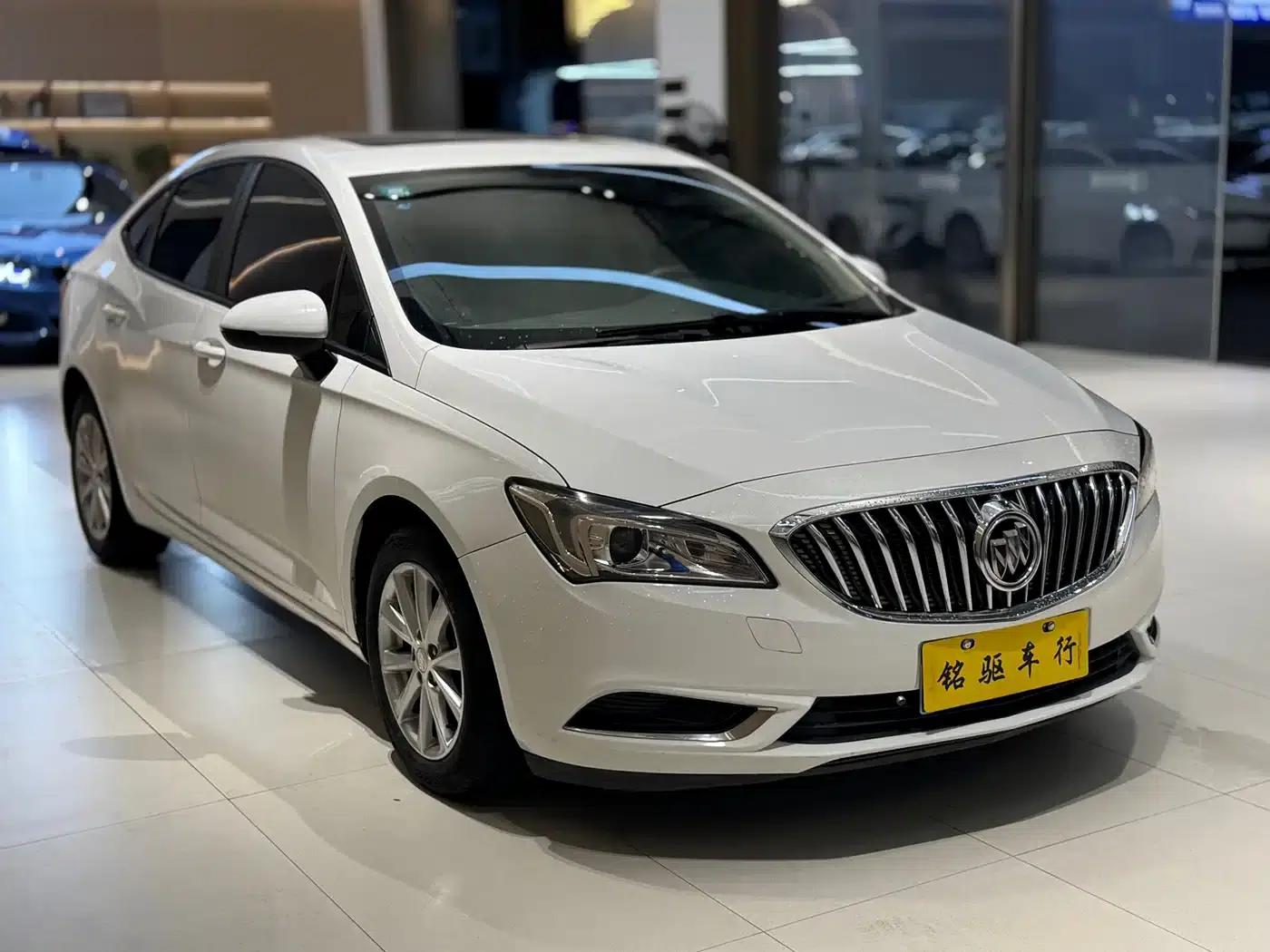 Buick Verano 2017 Sedan 15S Automatic Leading Edition — миниатюра 6