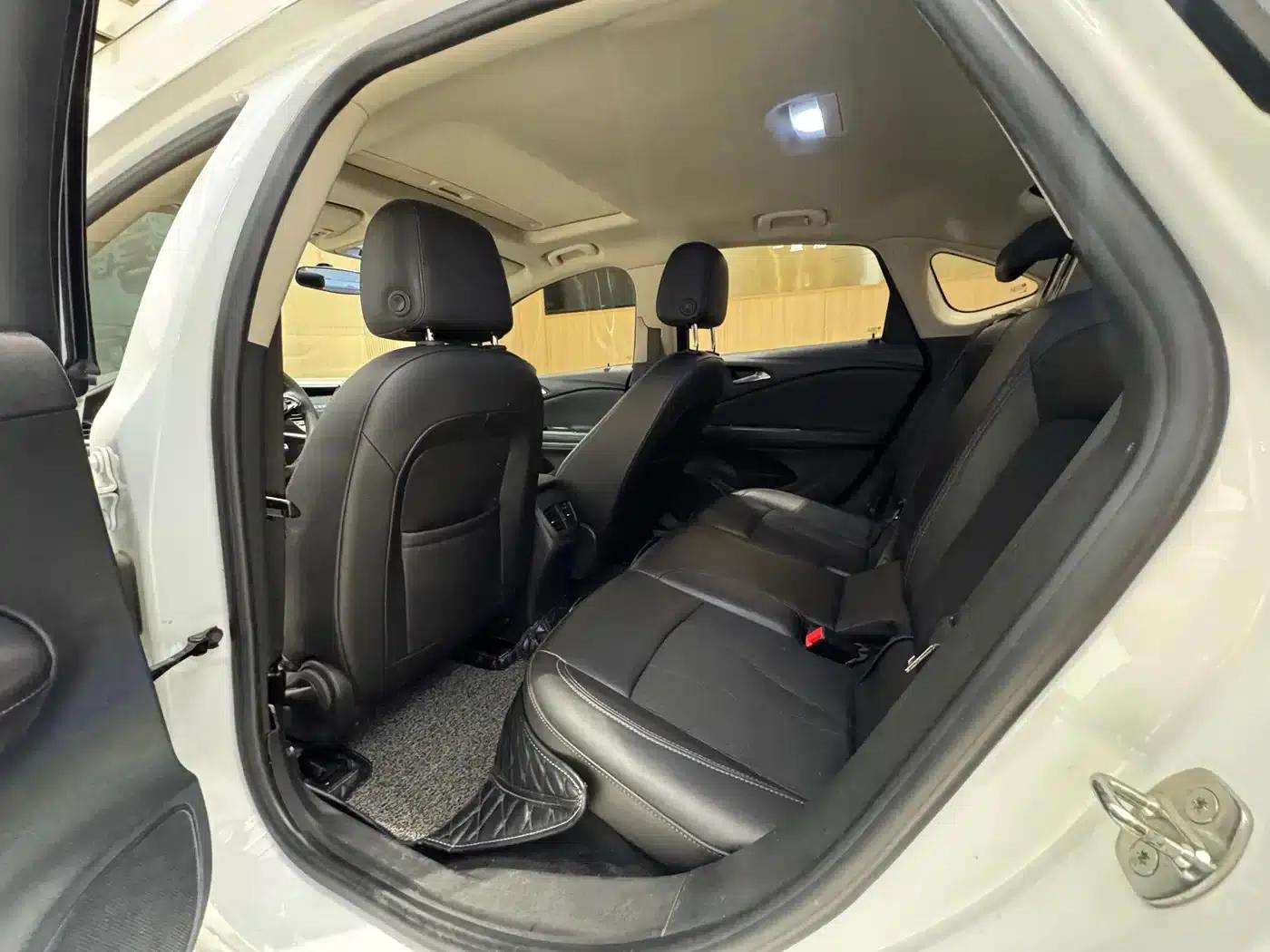 Buick Verano 2017 Sedan 15S Automatic Leading Edition — миниатюра 10