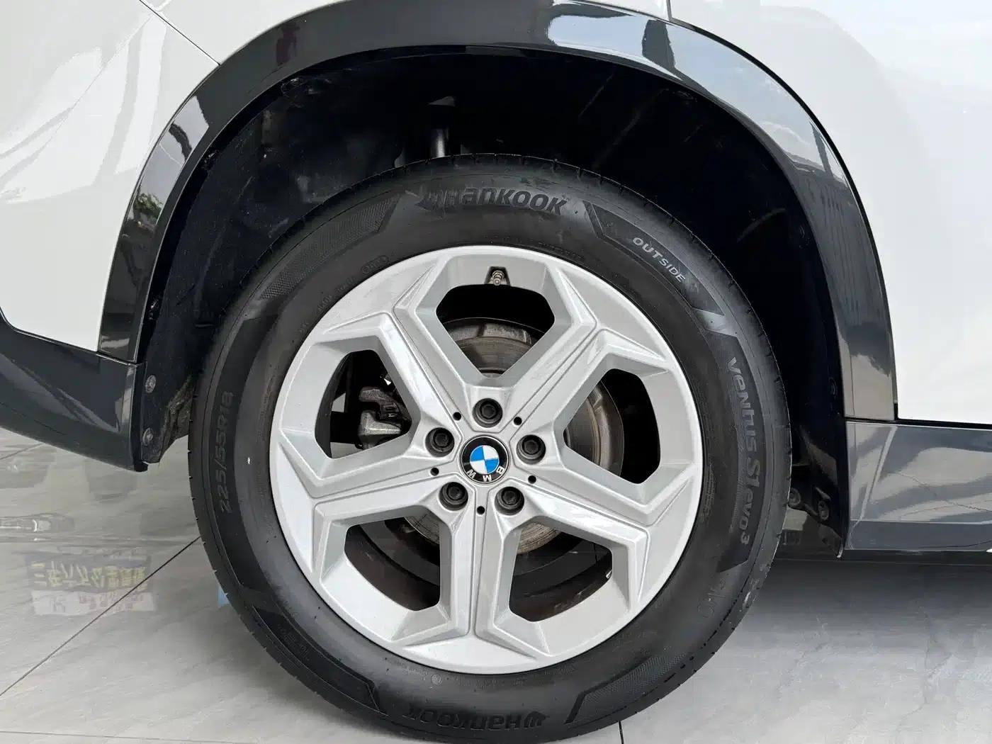 2023 BMW X1 sDrive20Li X Design Package — миниатюра 4