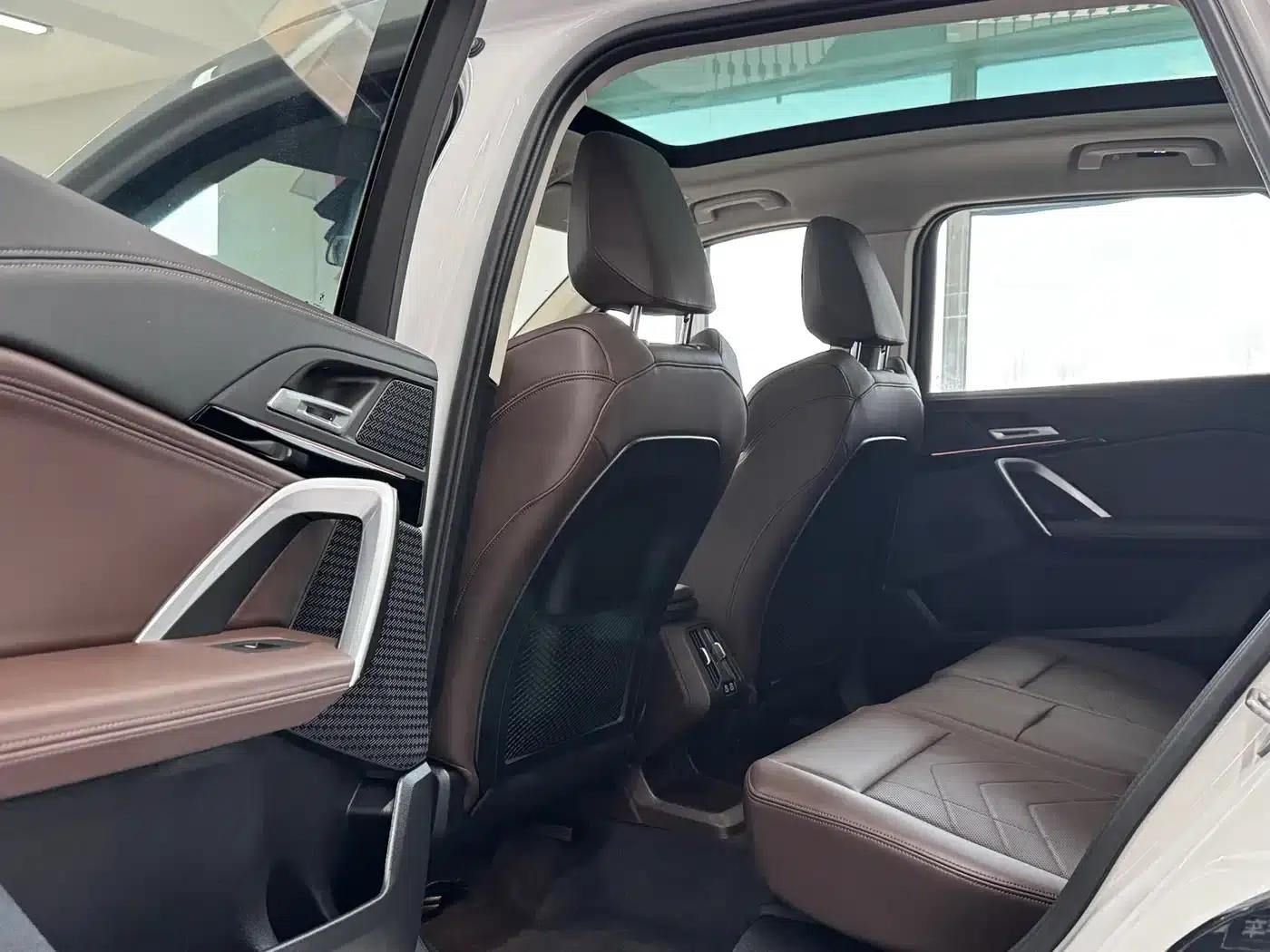 2023 BMW X1 sDrive20Li X Design Package — миниатюра 6