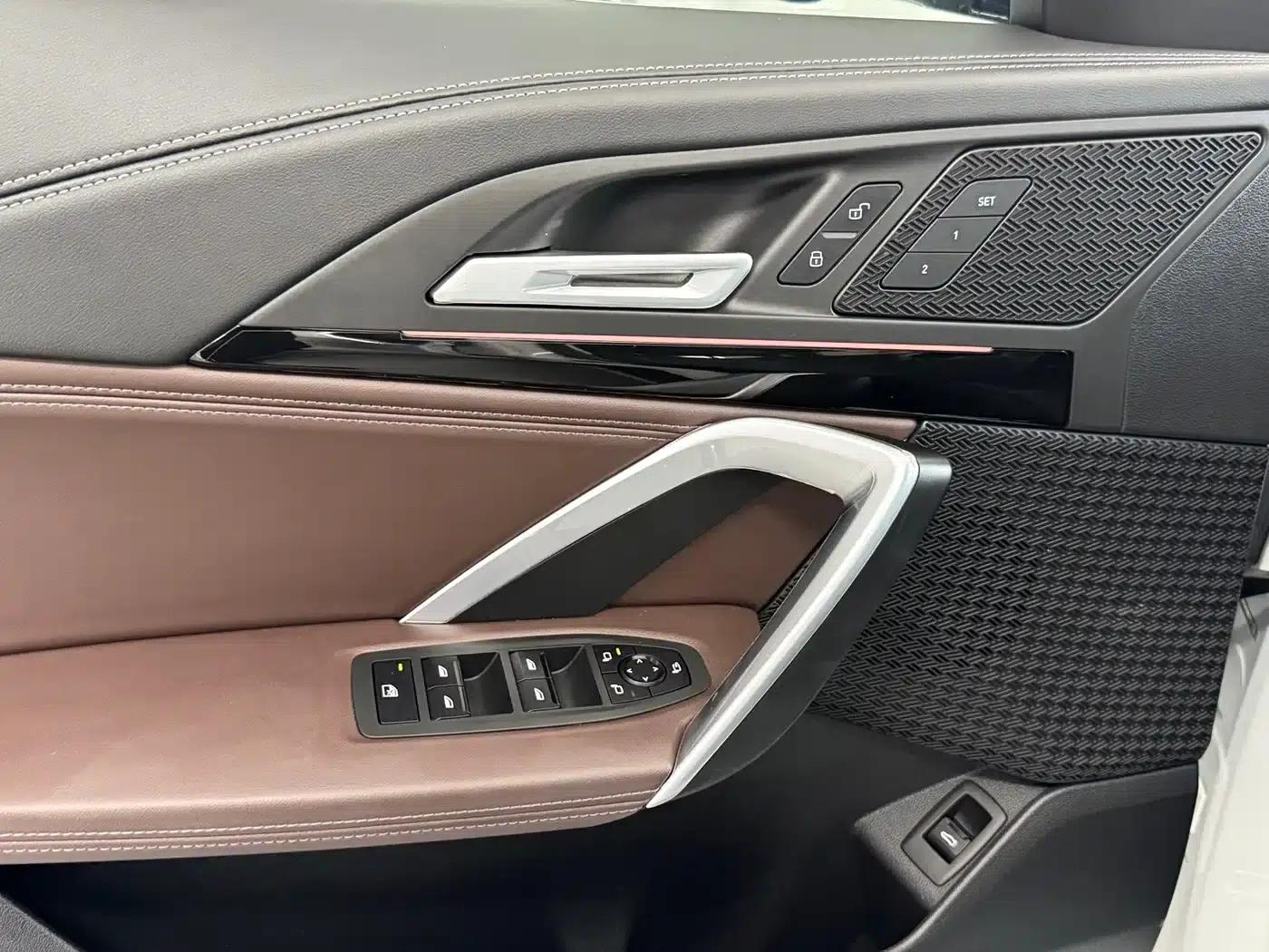 2023 BMW X1 sDrive20Li X Design Package — миниатюра 7