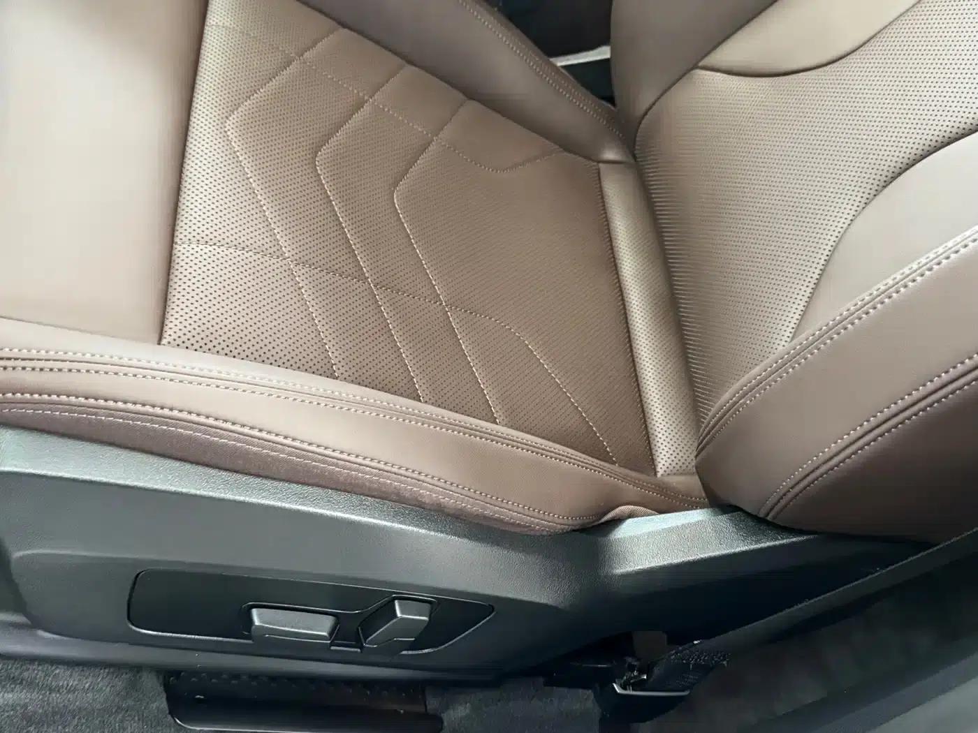 2023 BMW X1 sDrive20Li X Design Package — миниатюра 8