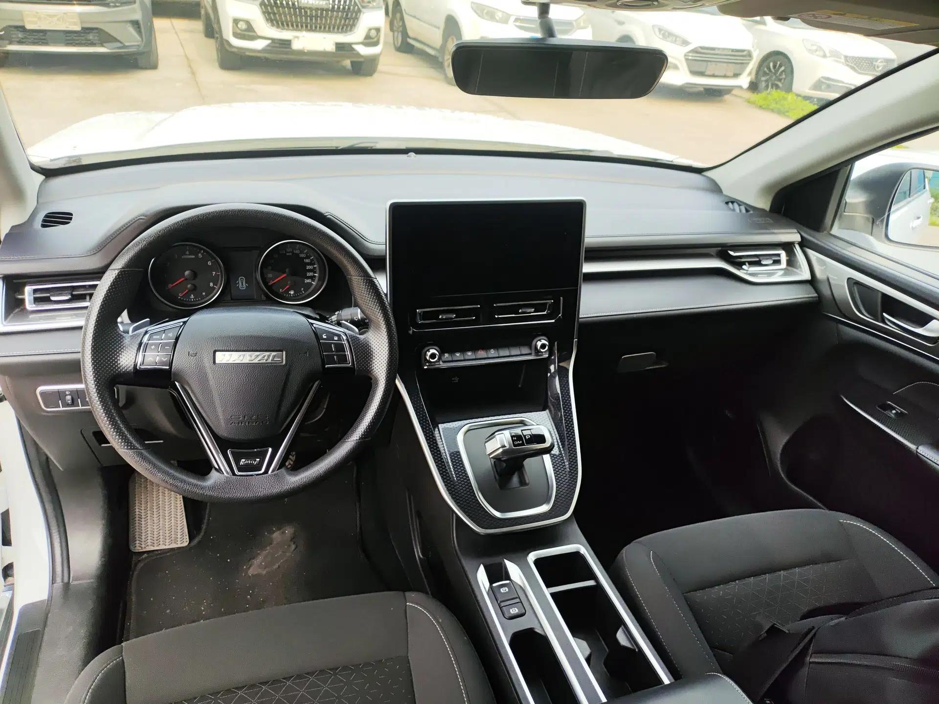 Haval M6 2021 PLUS 1.5T DCT Elite Smart Connectivity Model — миниатюра 12