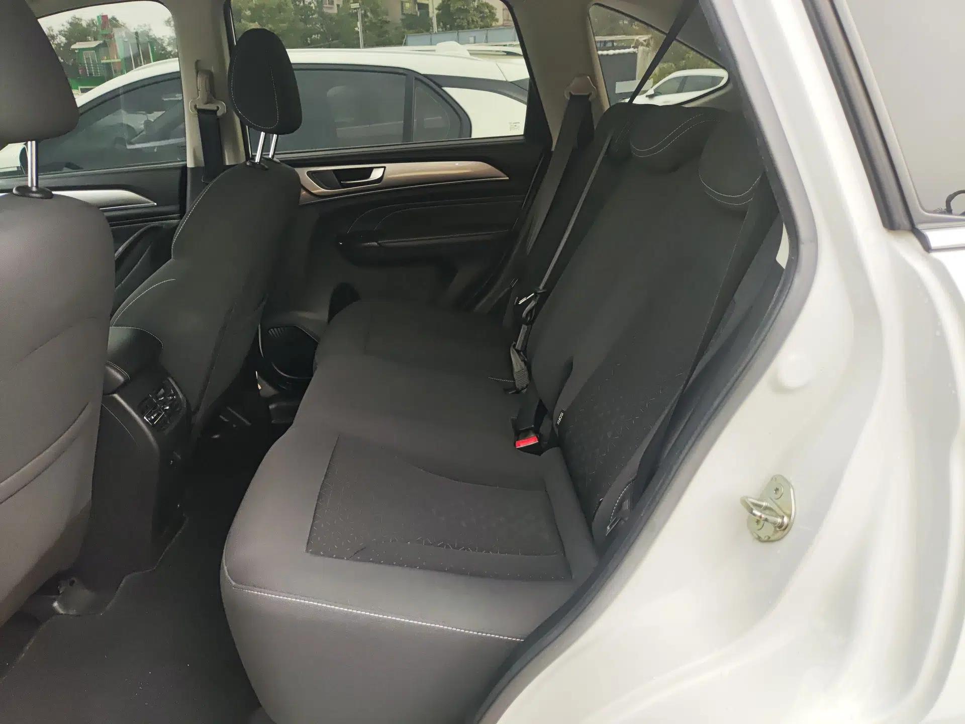 Haval M6 2021 PLUS 1.5T DCT Elite Smart Connectivity Model — миниатюра 19