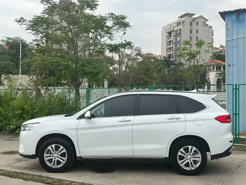 Haval M6 2021 PLUS 1.5T DCT Elite Smart Connectivity Model — миниатюра 7