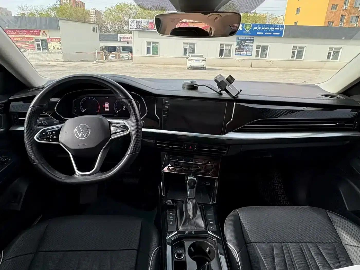 2023 Volkswagen Passat 330TSI Starry Sky Luxury Edition — миниатюра 5