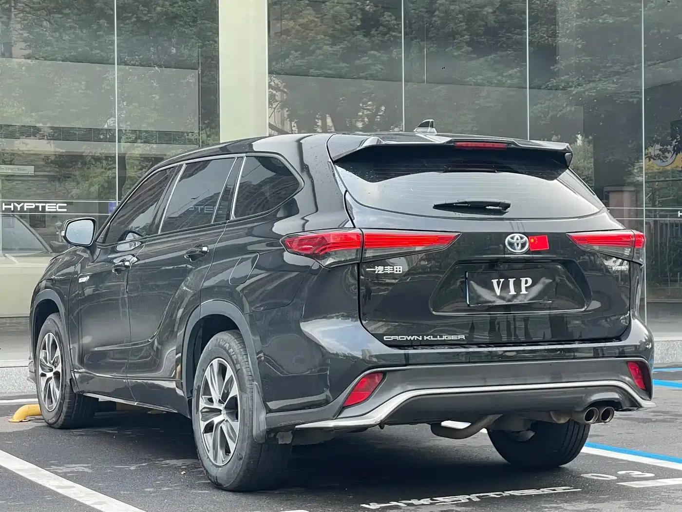 Crown Land Cruiser 2022 2.5L HEV 2WD Elite Edition — миниатюра 10