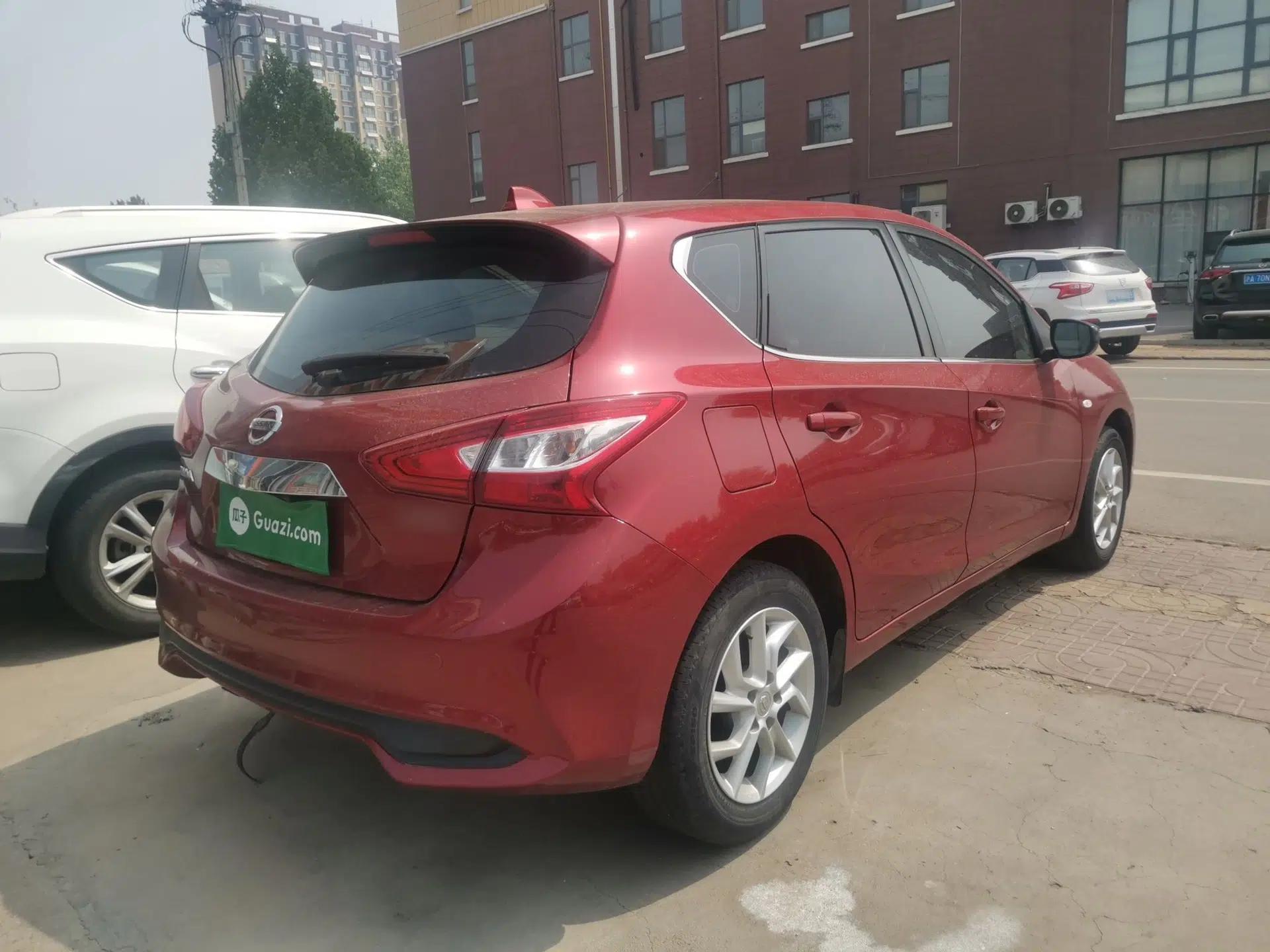 Nissan Tiida 2021 1.6L CVT Cool Edition — миниатюра 4