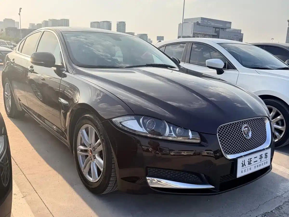 Jaguar XF 2015 XF 2.0T Elegance Edition — миниатюра 3