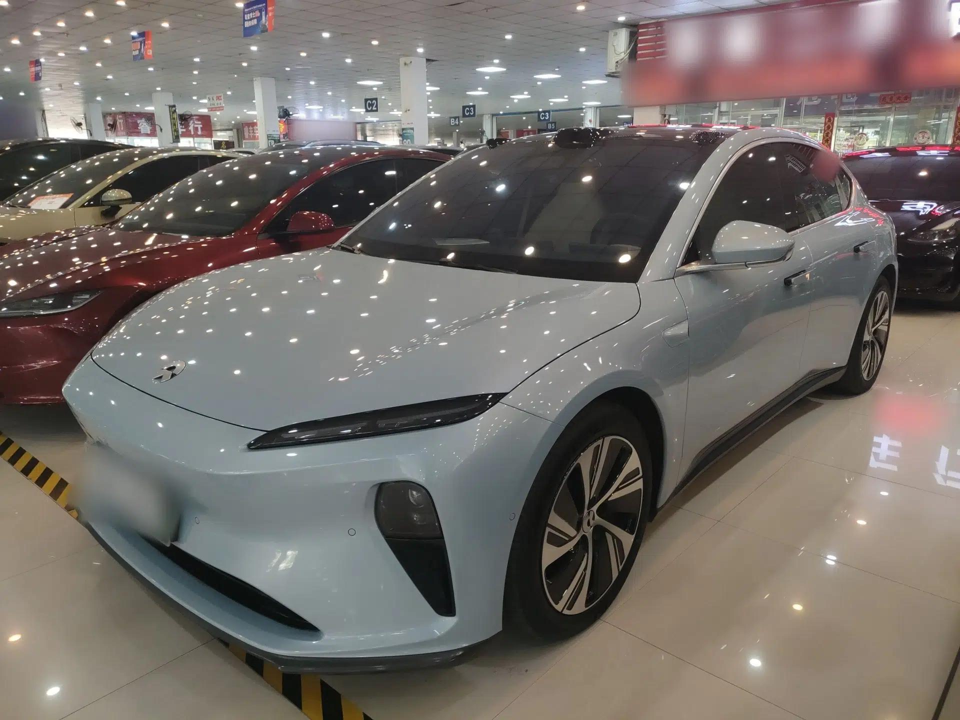 Nio ET5 2022 75 kWh — миниатюра 1