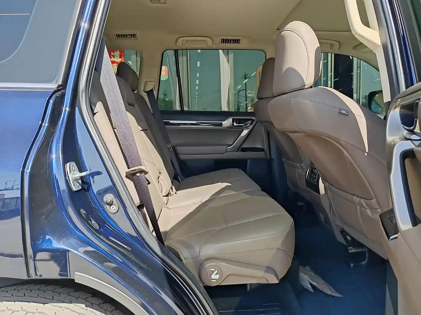 2020 Lexus GX 460 Middle East Edition — миниатюра 10