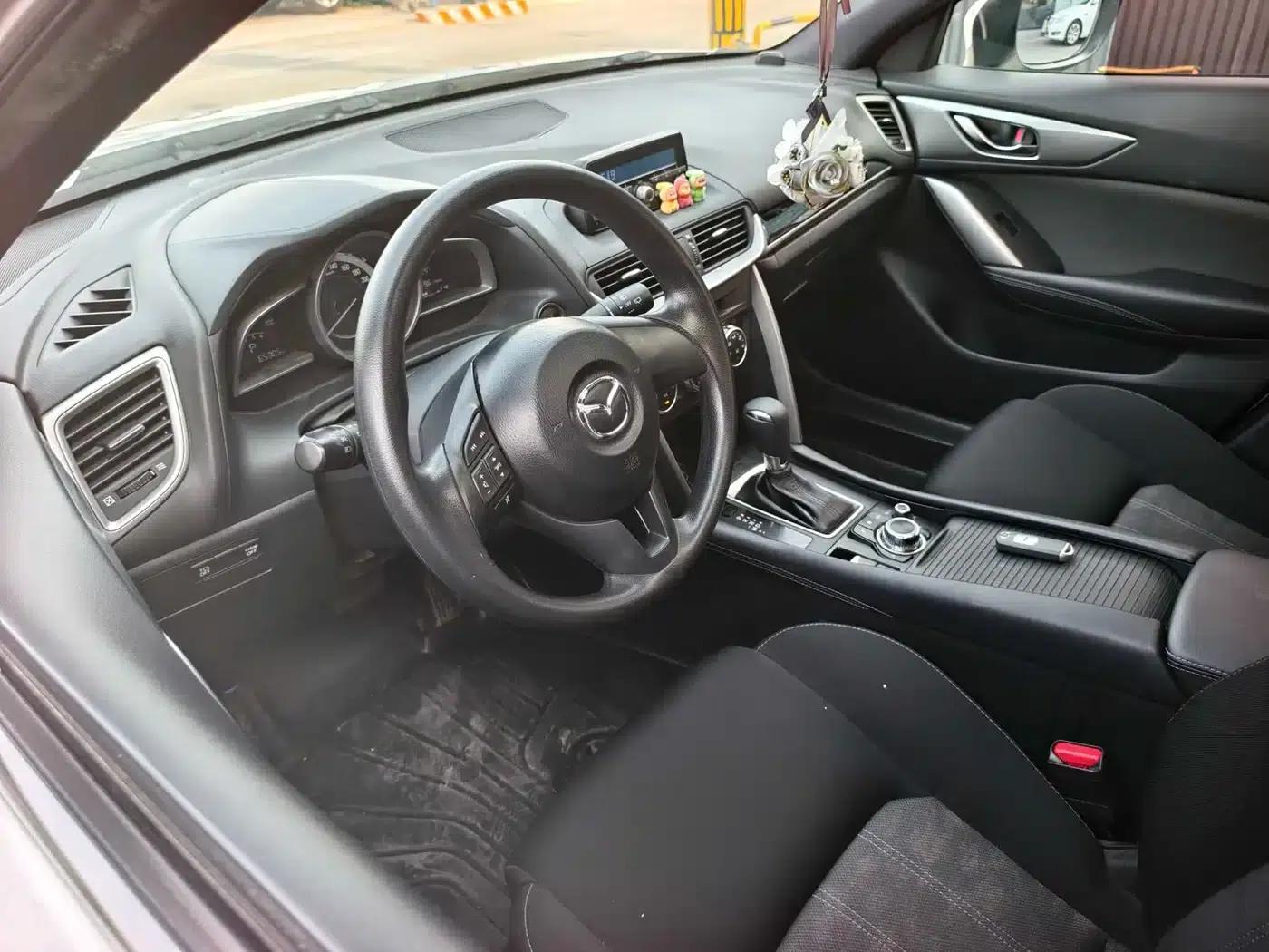 Mazda CX-4 2016 2.0L Automatic 2WD Blue Sky Vitality Edition — миниатюра 9