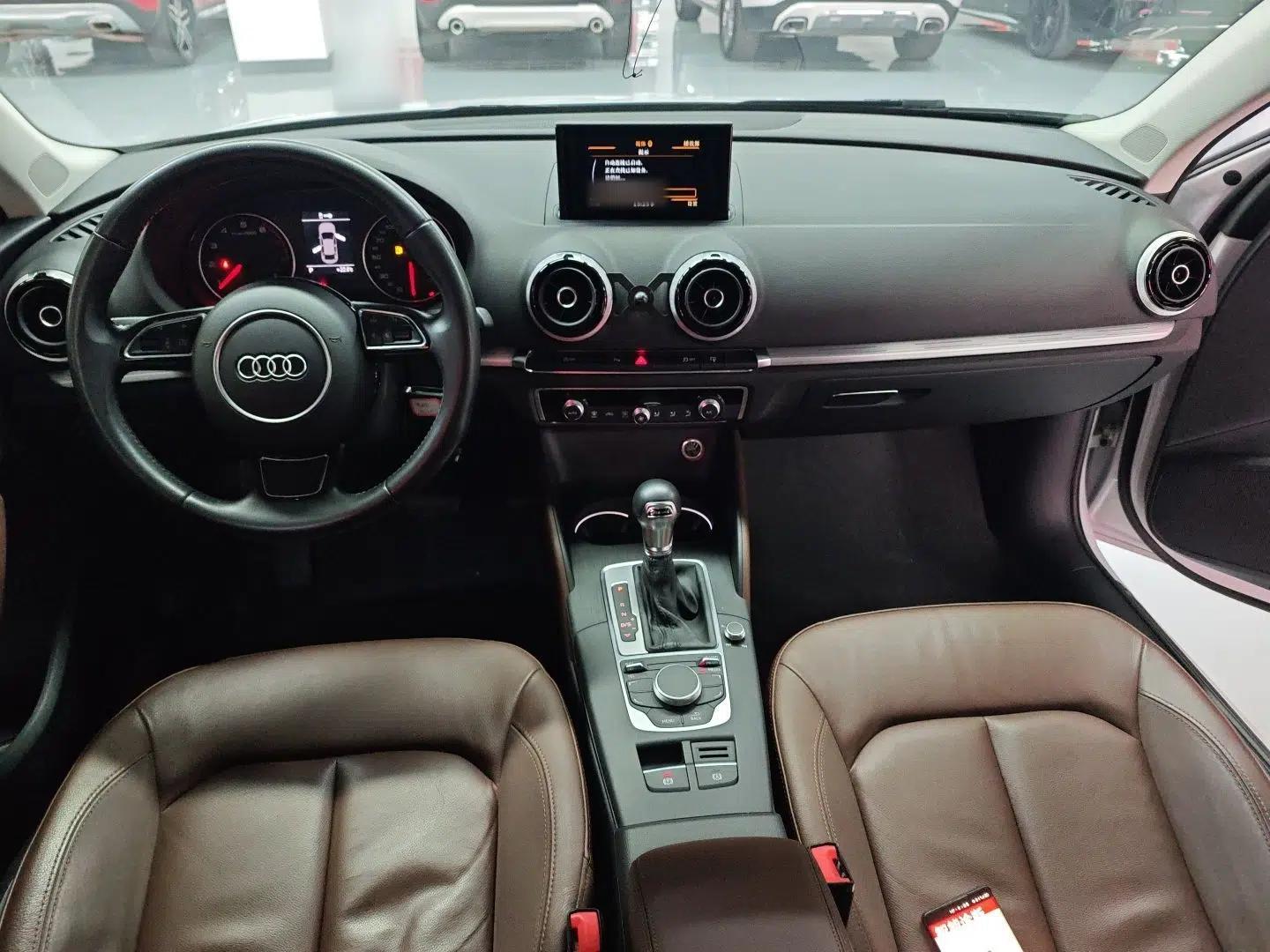 Audi A3 2016 Limousine 35 TFSI Style Edition — миниатюра 13