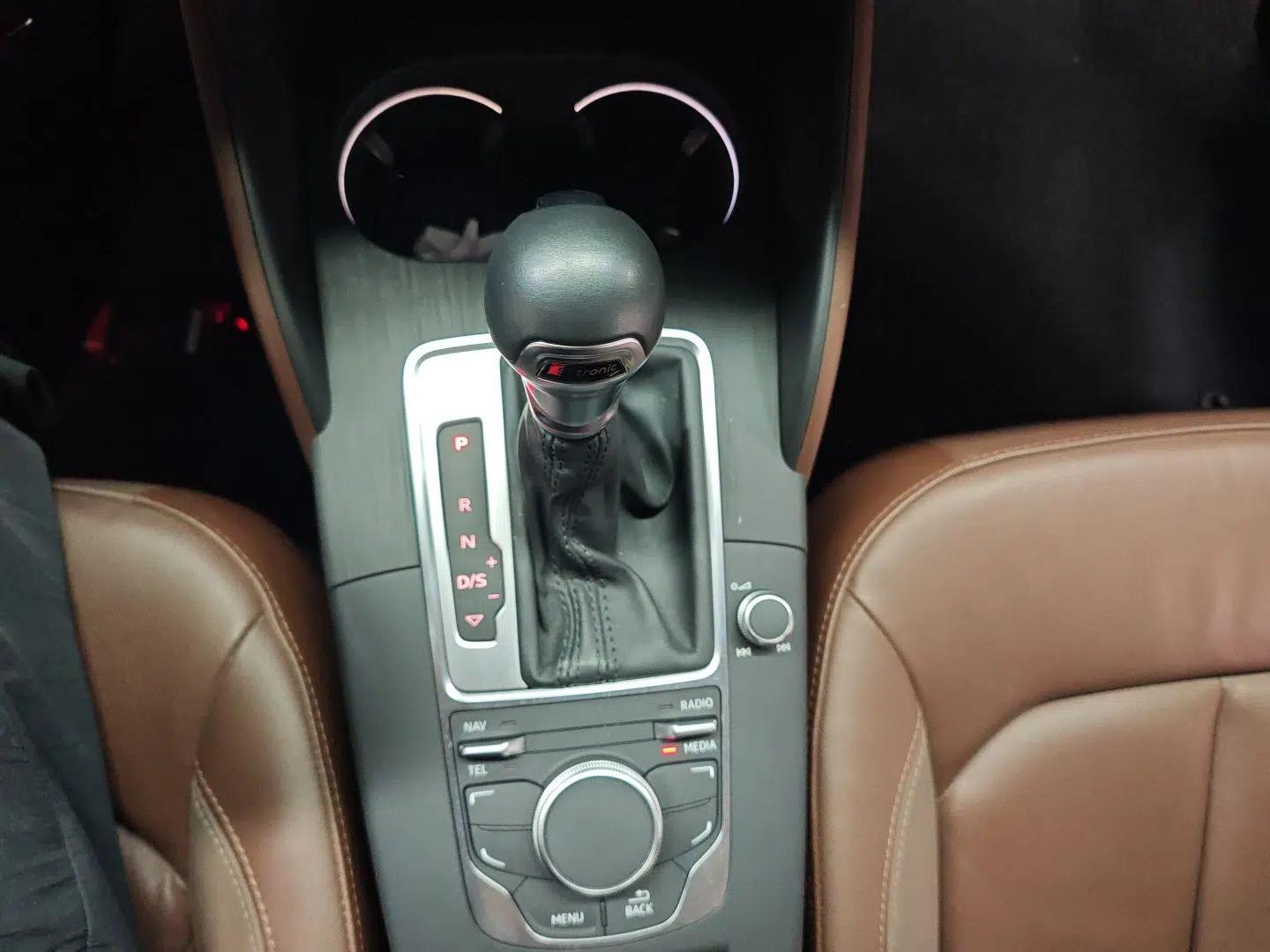 Audi A3 2016 Limousine 35 TFSI Style Edition — миниатюра 17