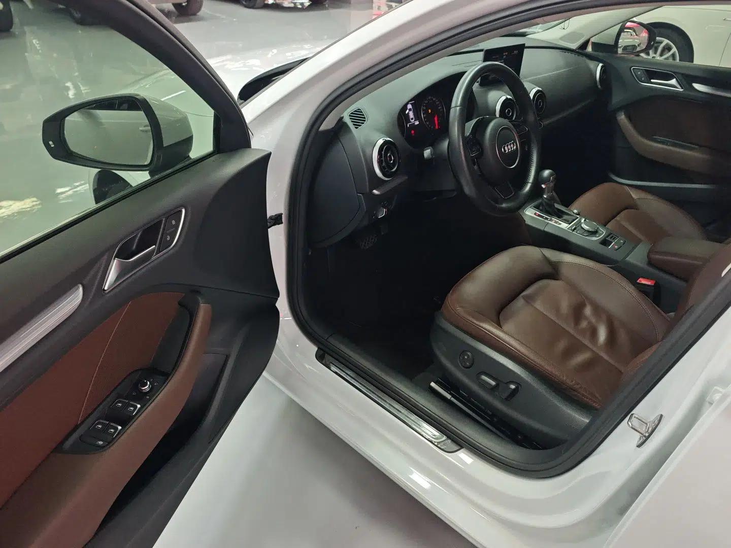 Audi A3 2016 Limousine 35 TFSI Style Edition — миниатюра 19