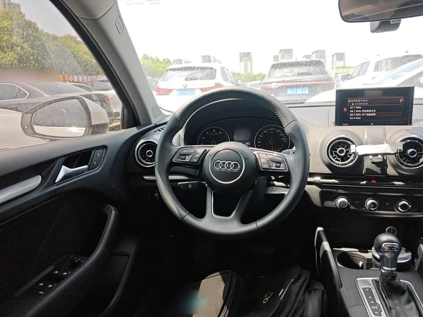 Audi A3 2020 Restyled Limousine 35 TFSI Ambition Version China VI — миниатюра 13