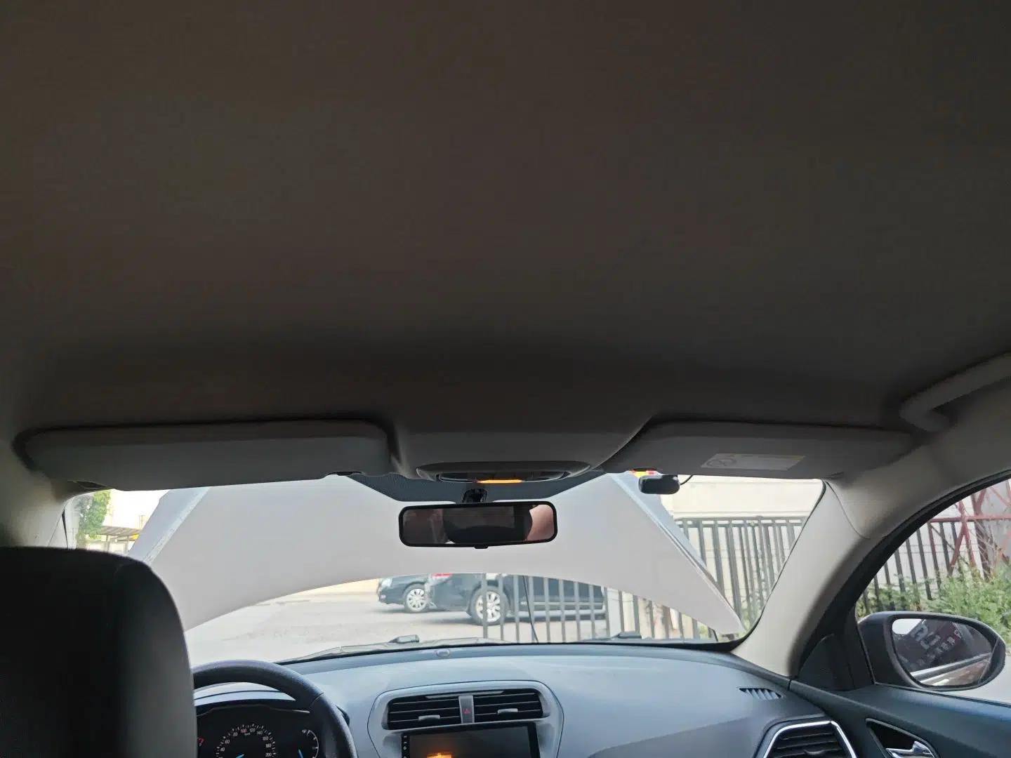 Ford Escort 2017 1.5L Automatic Comfort Model — миниатюра 21