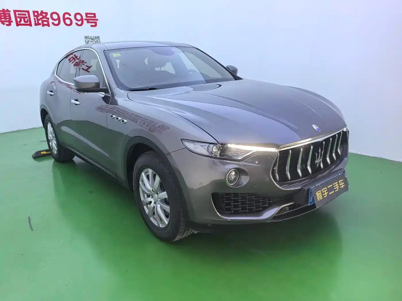 2018 Levante 3.0T Classic Edition — миниатюра 3