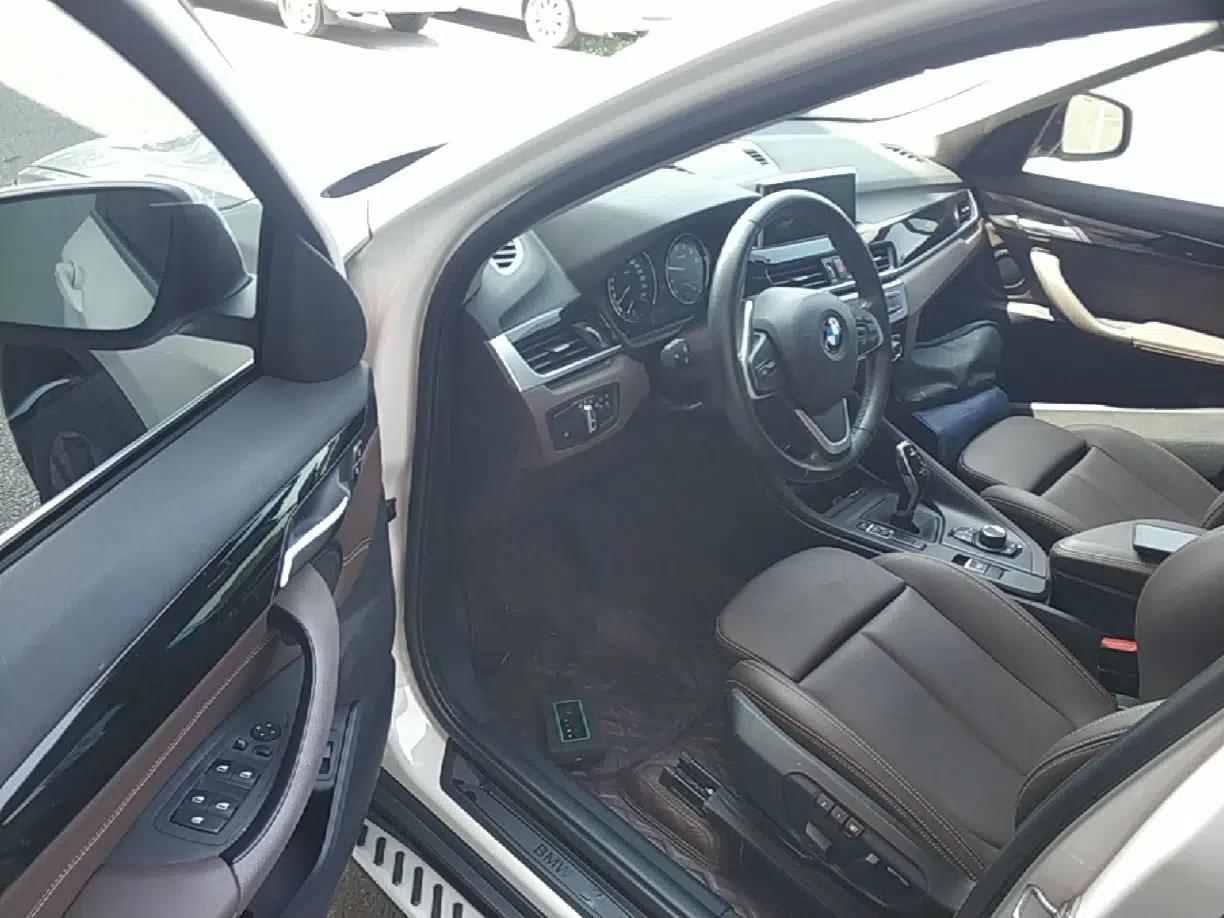 BMW X1 2020 sDrive20Li Fashion Model — миниатюра 19