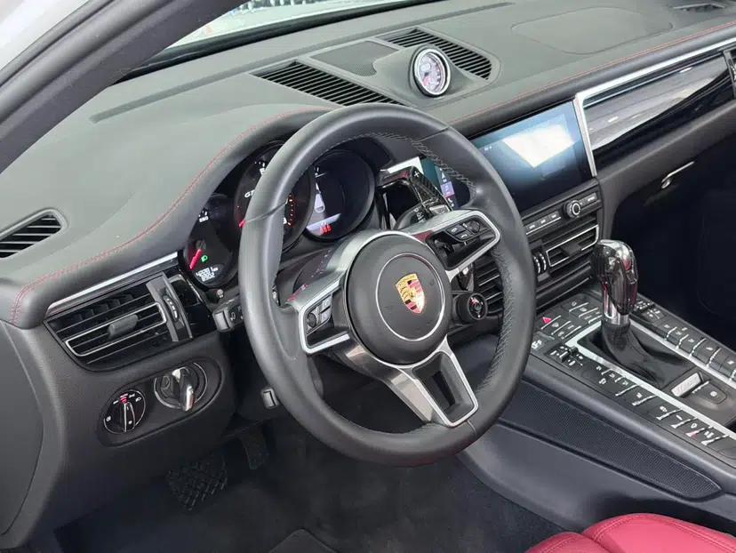 Porsche Macan 2020 Macan GTS 2.9T — миниатюра 17