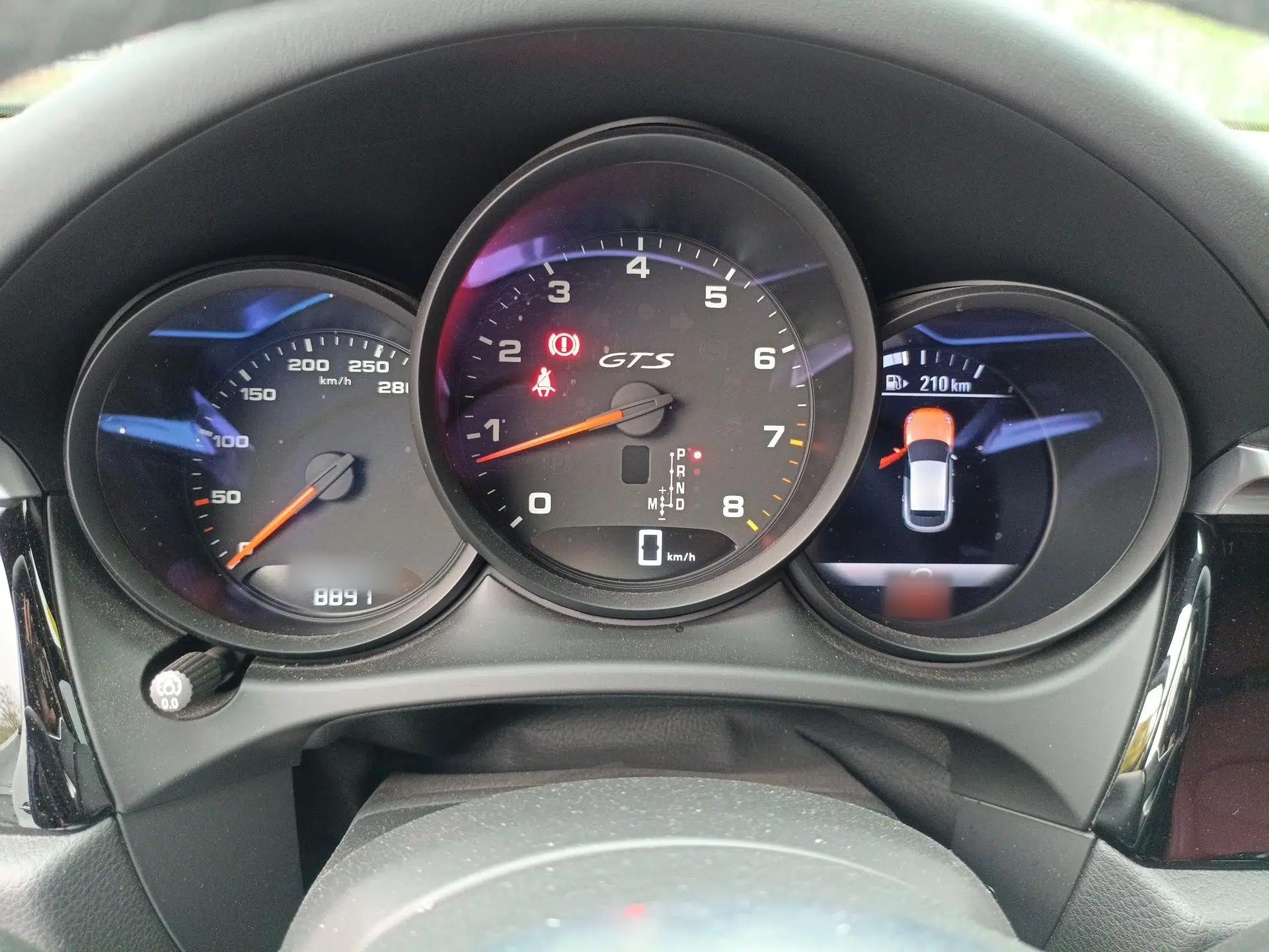Porsche Macan 2020 Macan GTS 2.9T — миниатюра 8