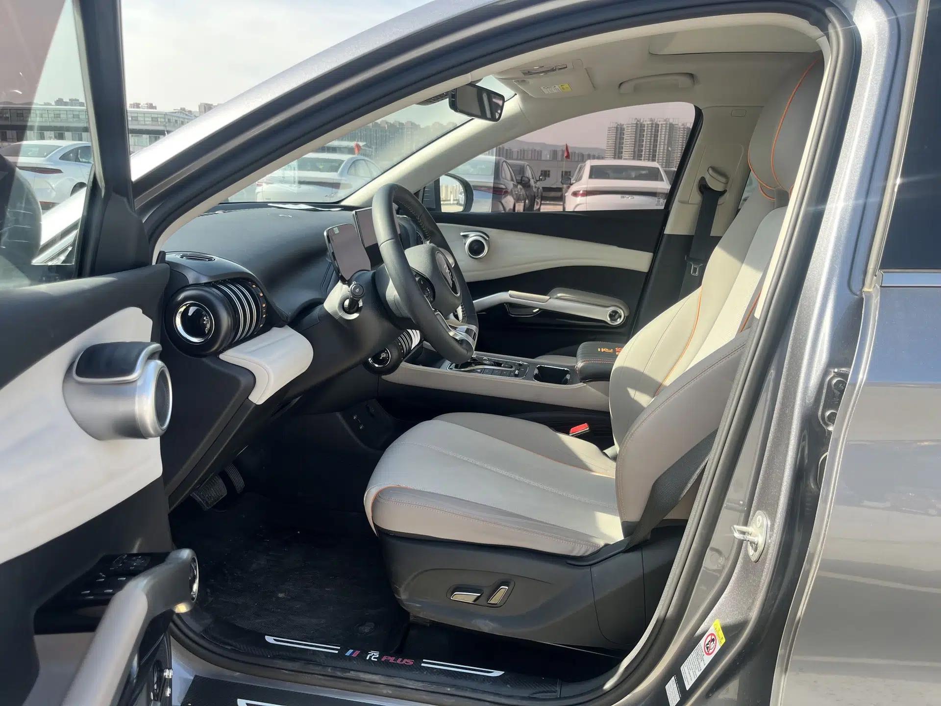 BYD Yuan PLUS 2023 Champion Edition 510KM Superior Model — миниатюра 19