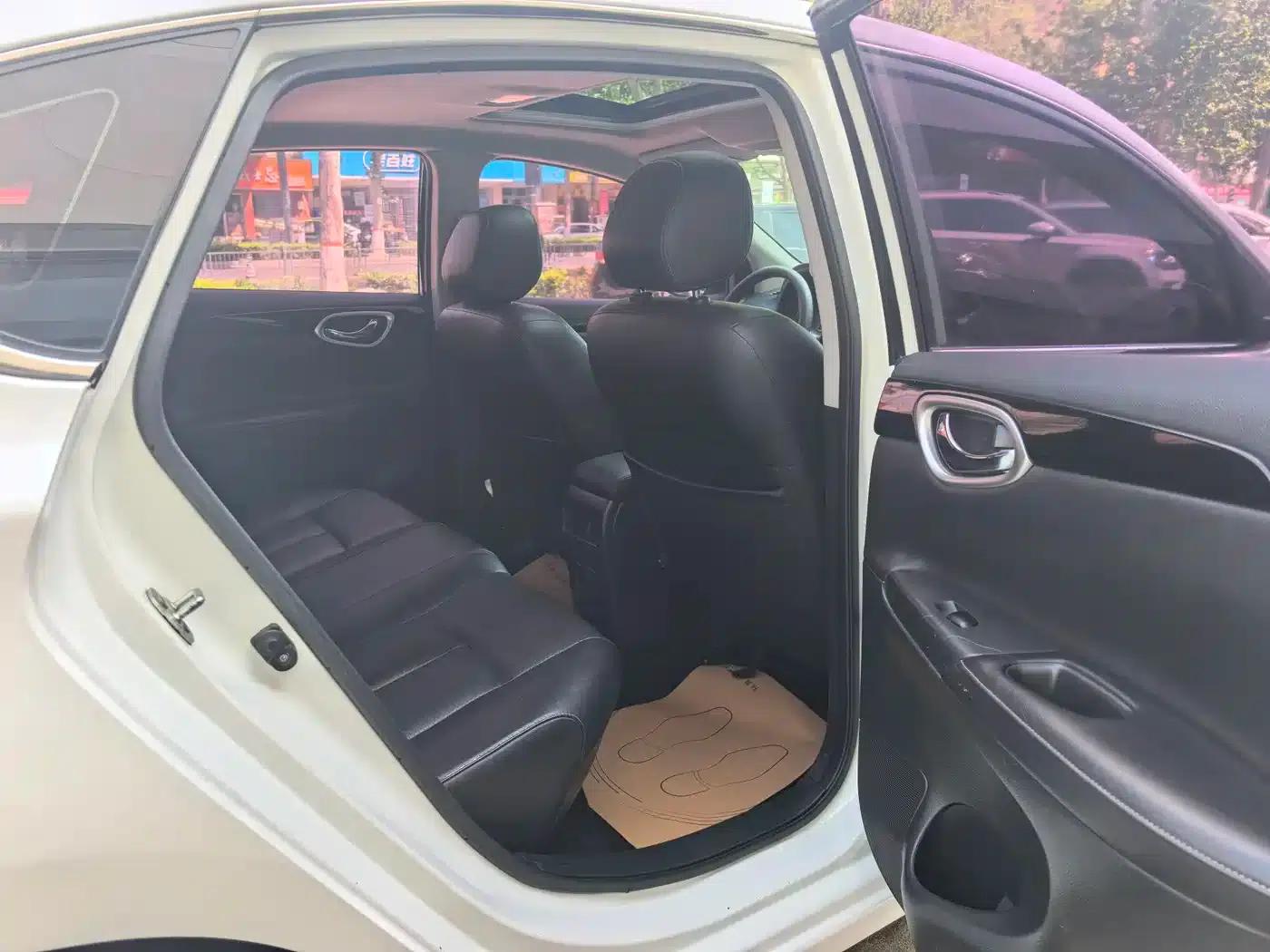 Nissan Sylphy 2016 1.6XL CVT Premium Edition — миниатюра 20