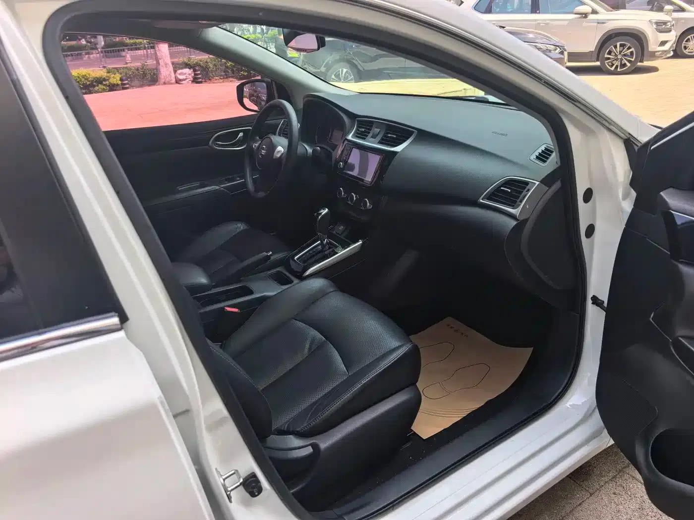Nissan Sylphy 2016 1.6XL CVT Premium Edition — миниатюра 22