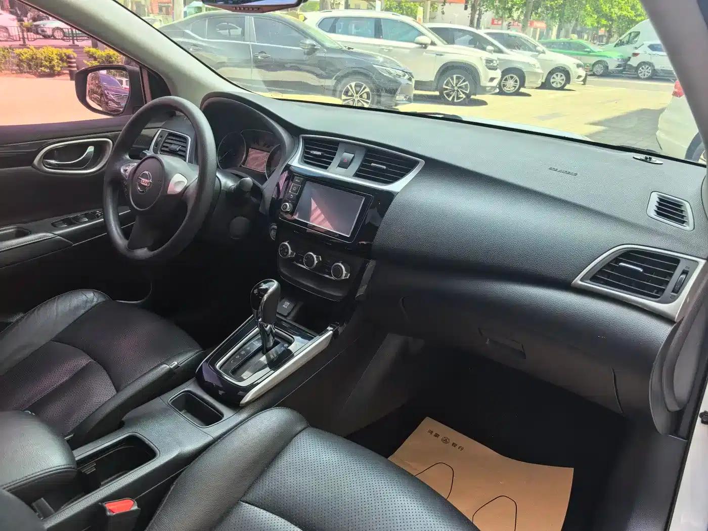 Nissan Sylphy 2016 1.6XL CVT Premium Edition — миниатюра 23
