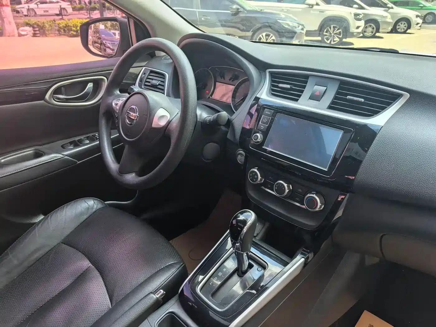 Nissan Sylphy 2016 1.6XL CVT Premium Edition — миниатюра 24
