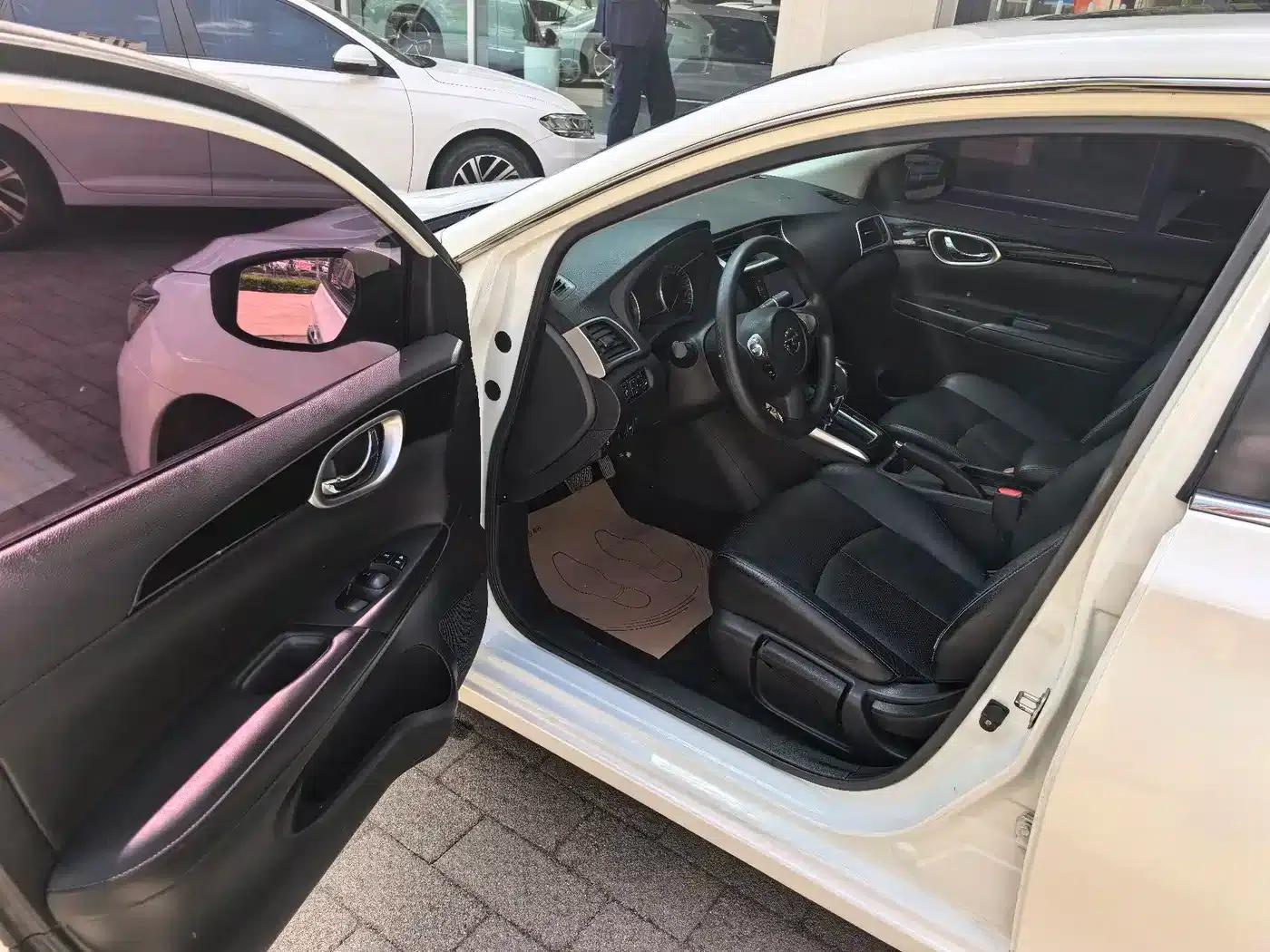 Nissan Sylphy 2016 1.6XL CVT Premium Edition — миниатюра 4