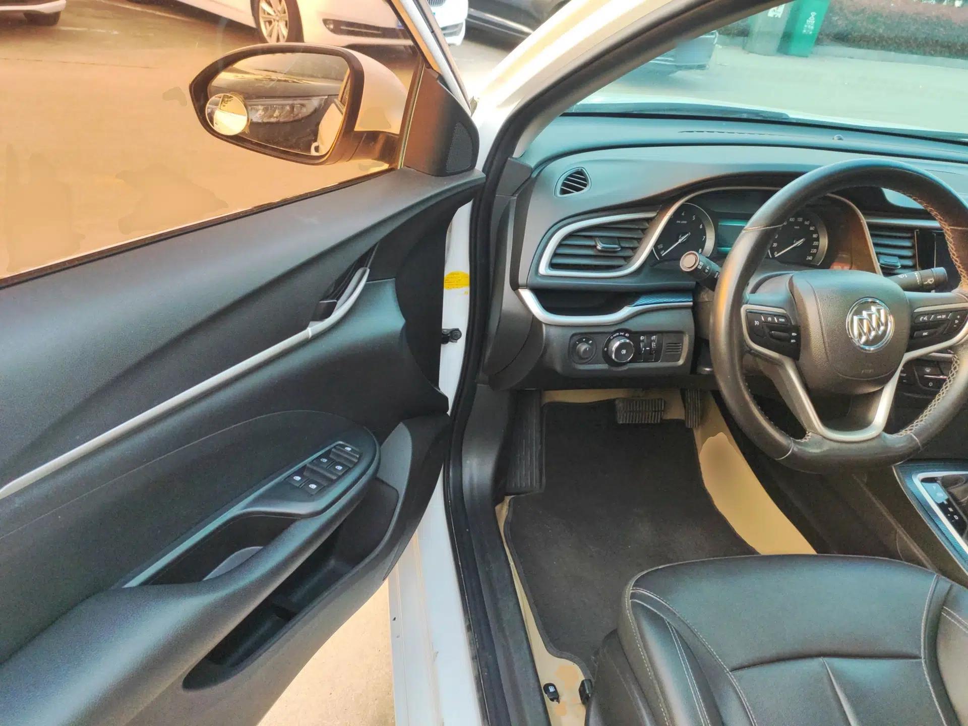 Buick GT 2019 18T Automatic Connected Elite Model China VI Standard — миниатюра 19