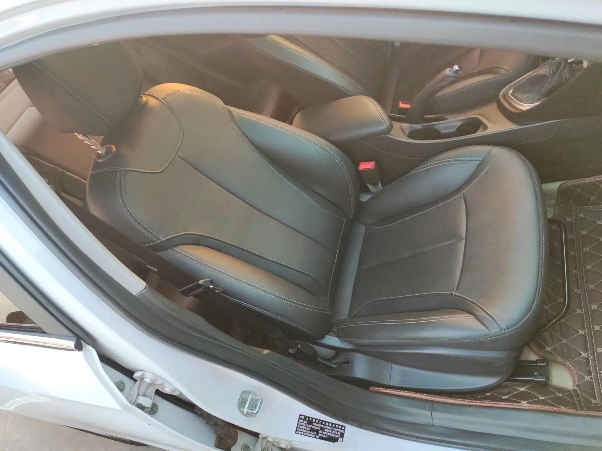 Buick GT 2019 18T Automatic Connected Elite Model China VI Standard — миниатюра 23