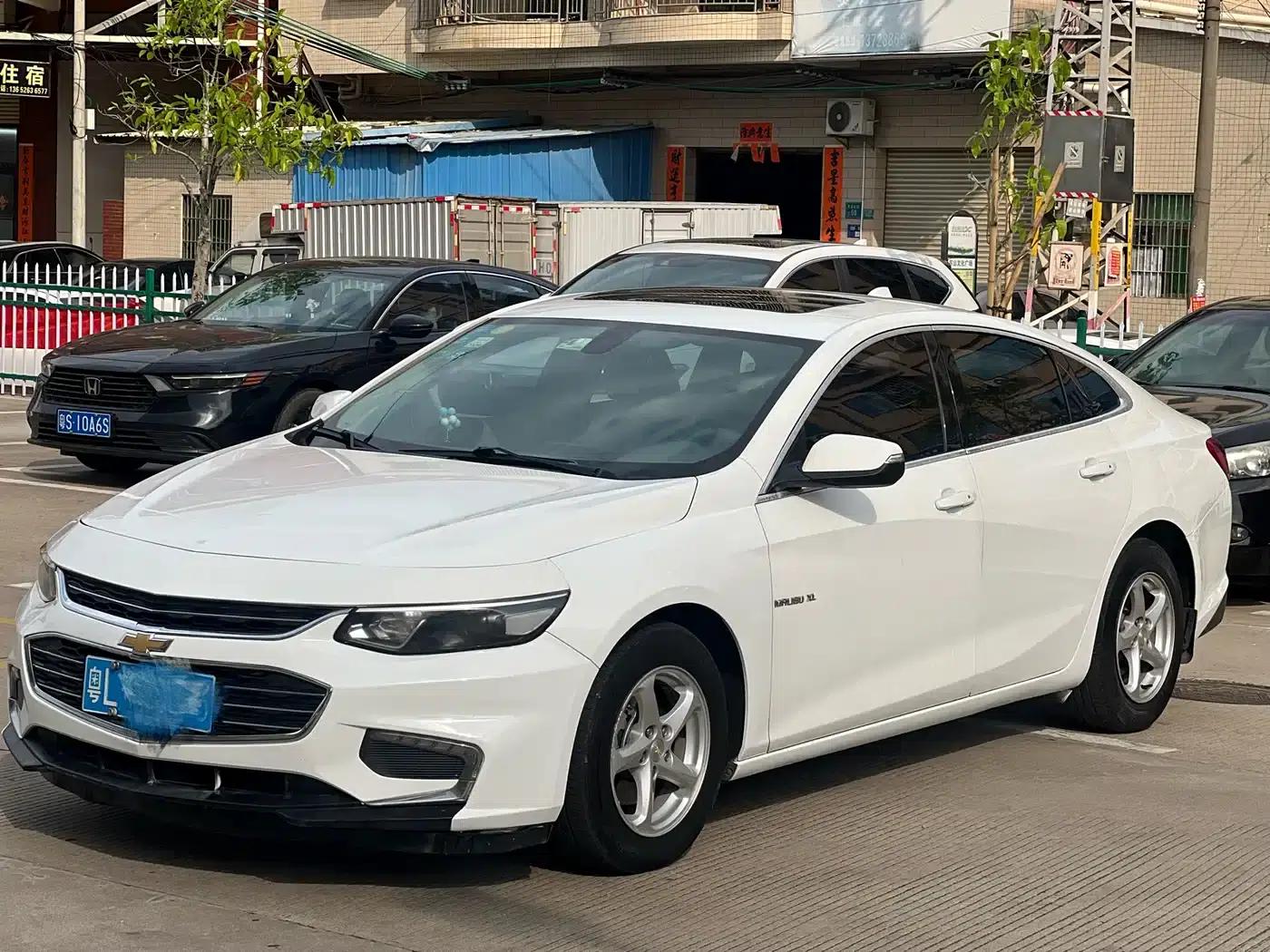 Chevrolet Malibu XL 2016 1.5T Dual-Clutch Elite Edition — миниатюра 1