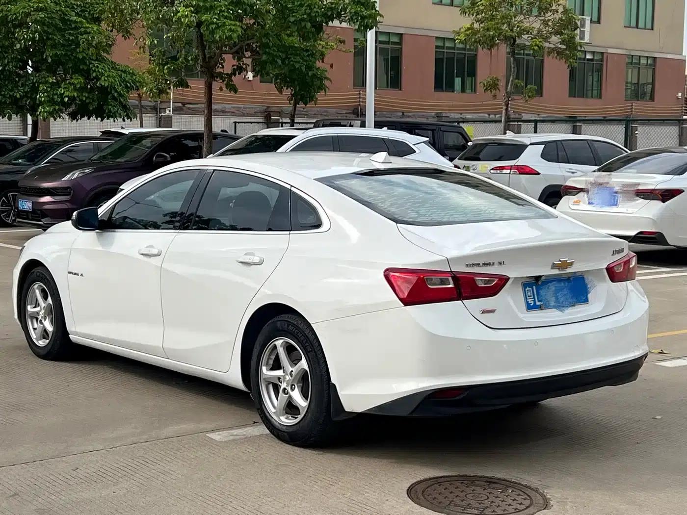Chevrolet Malibu XL 2016 1.5T Dual-Clutch Elite Edition — миниатюра 13