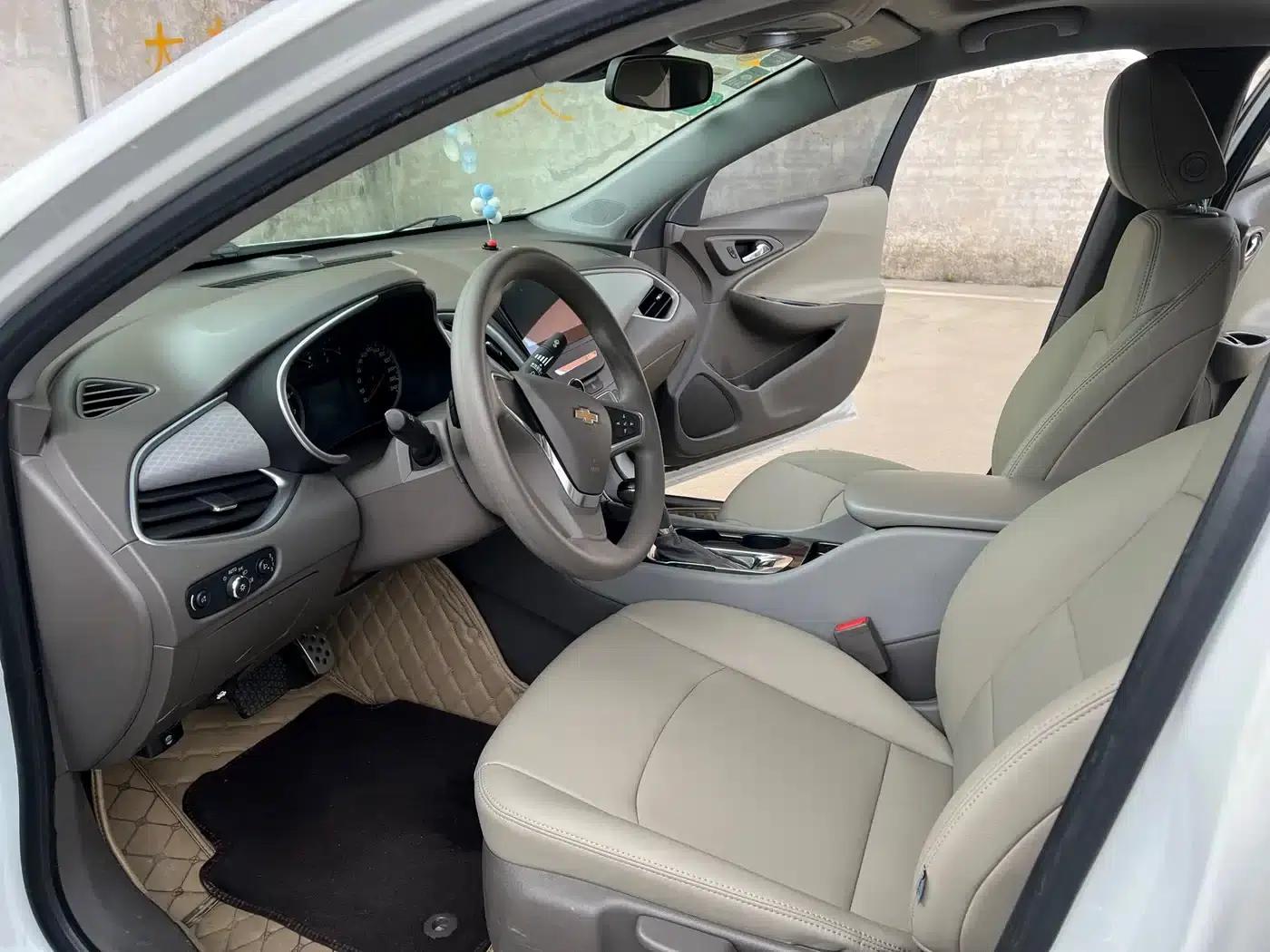 Chevrolet Malibu XL 2016 1.5T Dual-Clutch Elite Edition — миниатюра 6