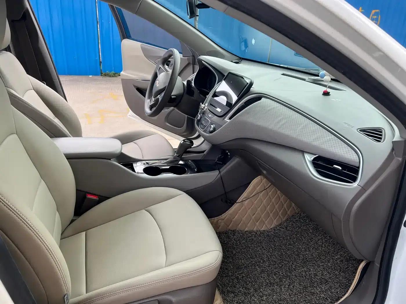Chevrolet Malibu XL 2016 1.5T Dual-Clutch Elite Edition — миниатюра 7
