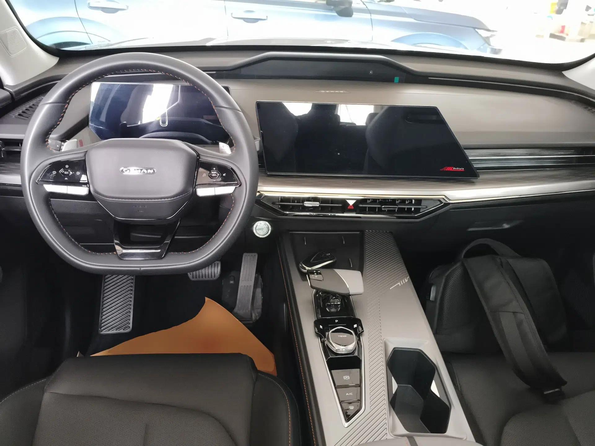 CHANGAN OSHAN Z6 2023 Blue Whale 1.5T DCT Smart Edition — миниатюра 13