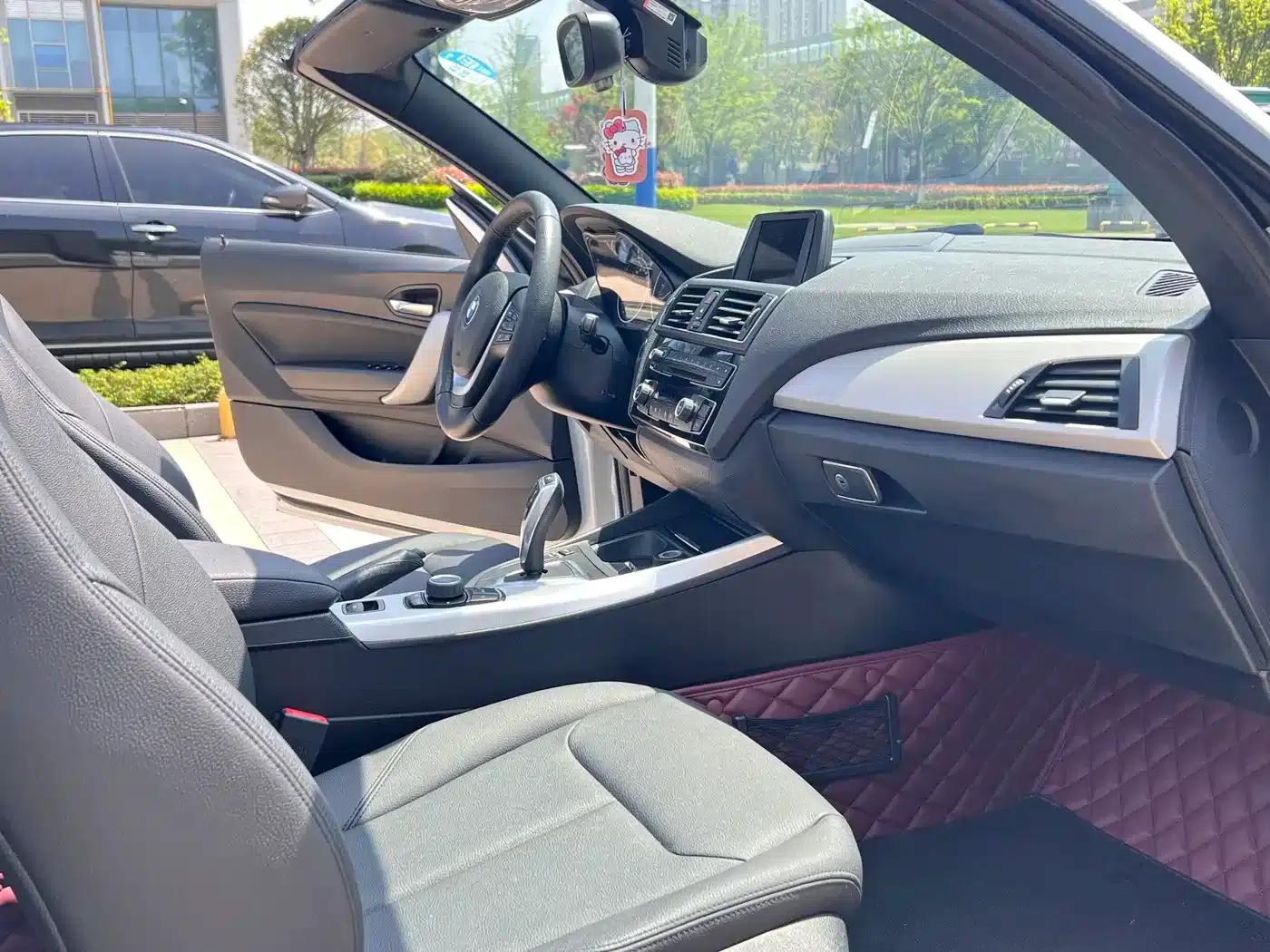 2015 BMW 2 Series Imported 220i Convertible Coupe Leading Model — миниатюра 11