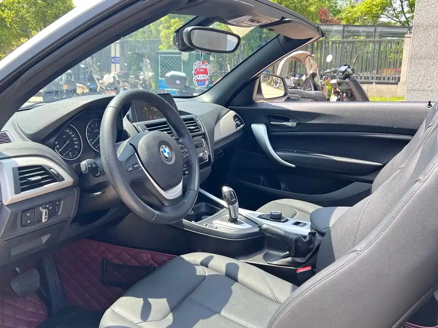 2015 BMW 2 Series Imported 220i Convertible Coupe Leading Model — миниатюра 13